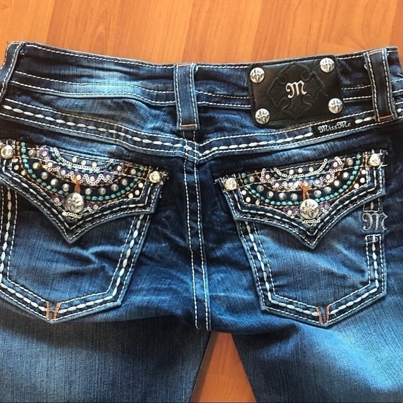 Miss Me Signature Boot Jeans - Picture 2 of 16